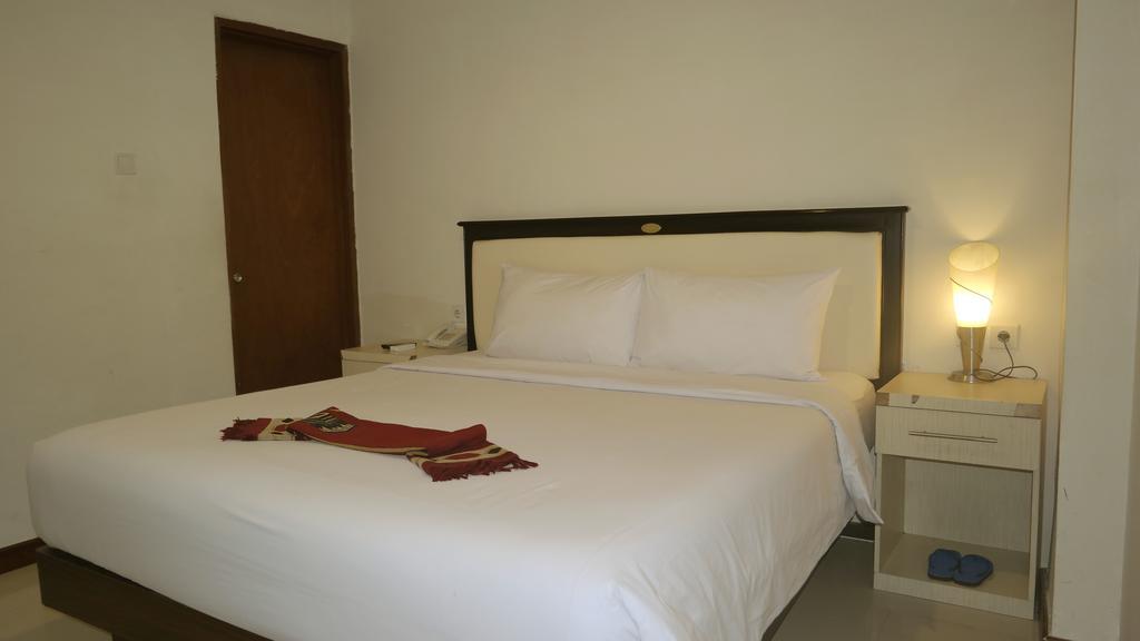 Ion Hotel Padang  Dış mekan fotoğraf