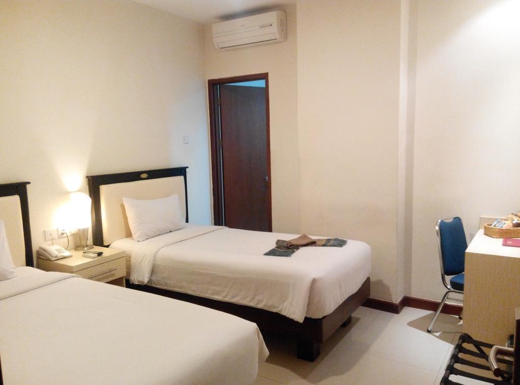 Ion Hotel Padang  Dış mekan fotoğraf