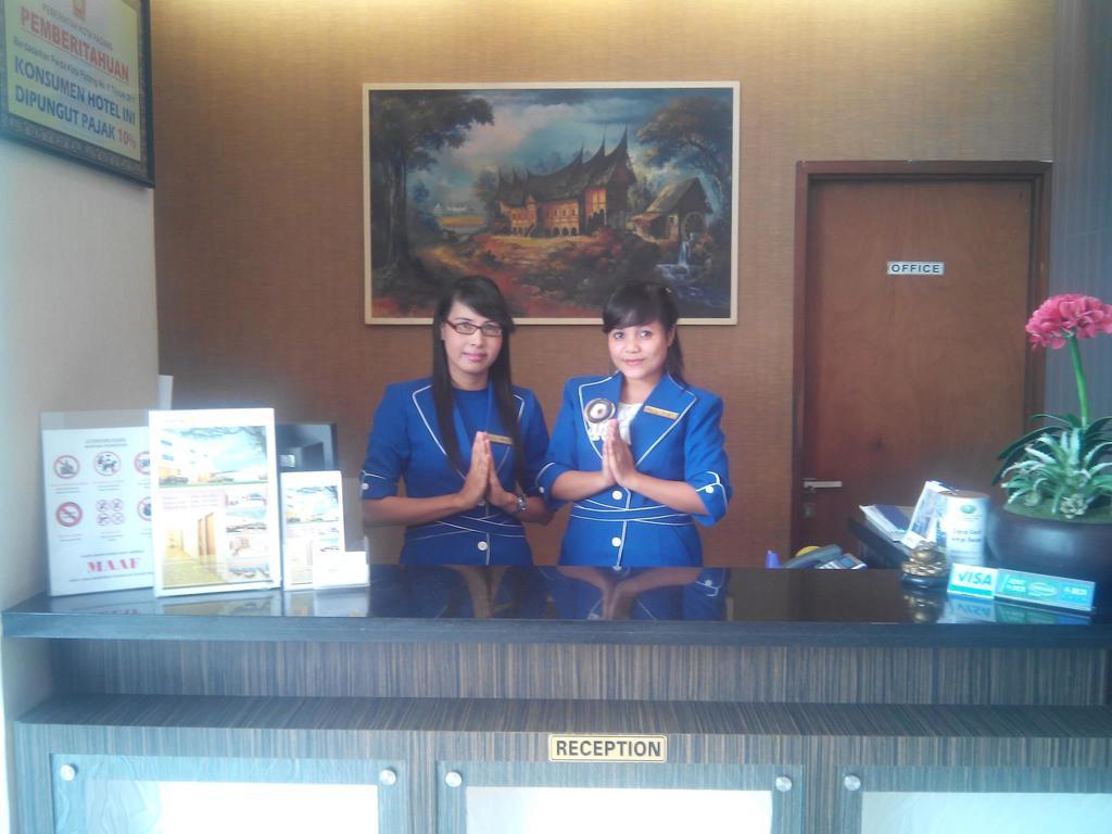 Ion Hotel Padang  Dış mekan fotoğraf