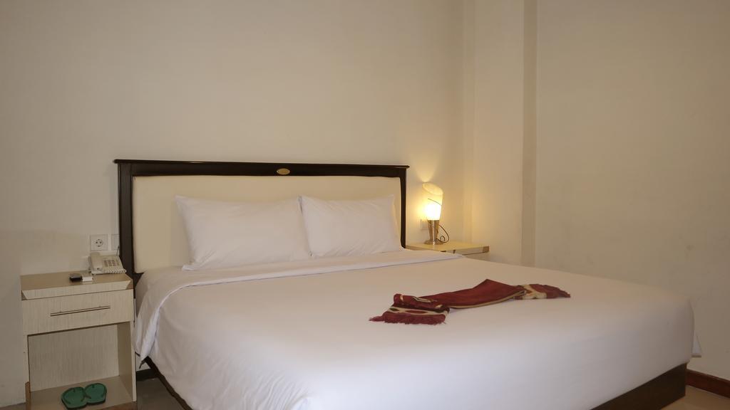 Ion Hotel Padang  Dış mekan fotoğraf