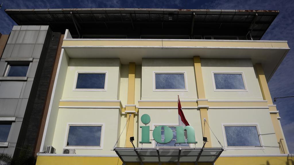 Ion Hotel Padang  Dış mekan fotoğraf